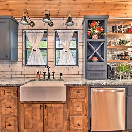 Modern Broken Bow Cabin Large Deck, Bbq And Pergola מראה חיצוני תמונה