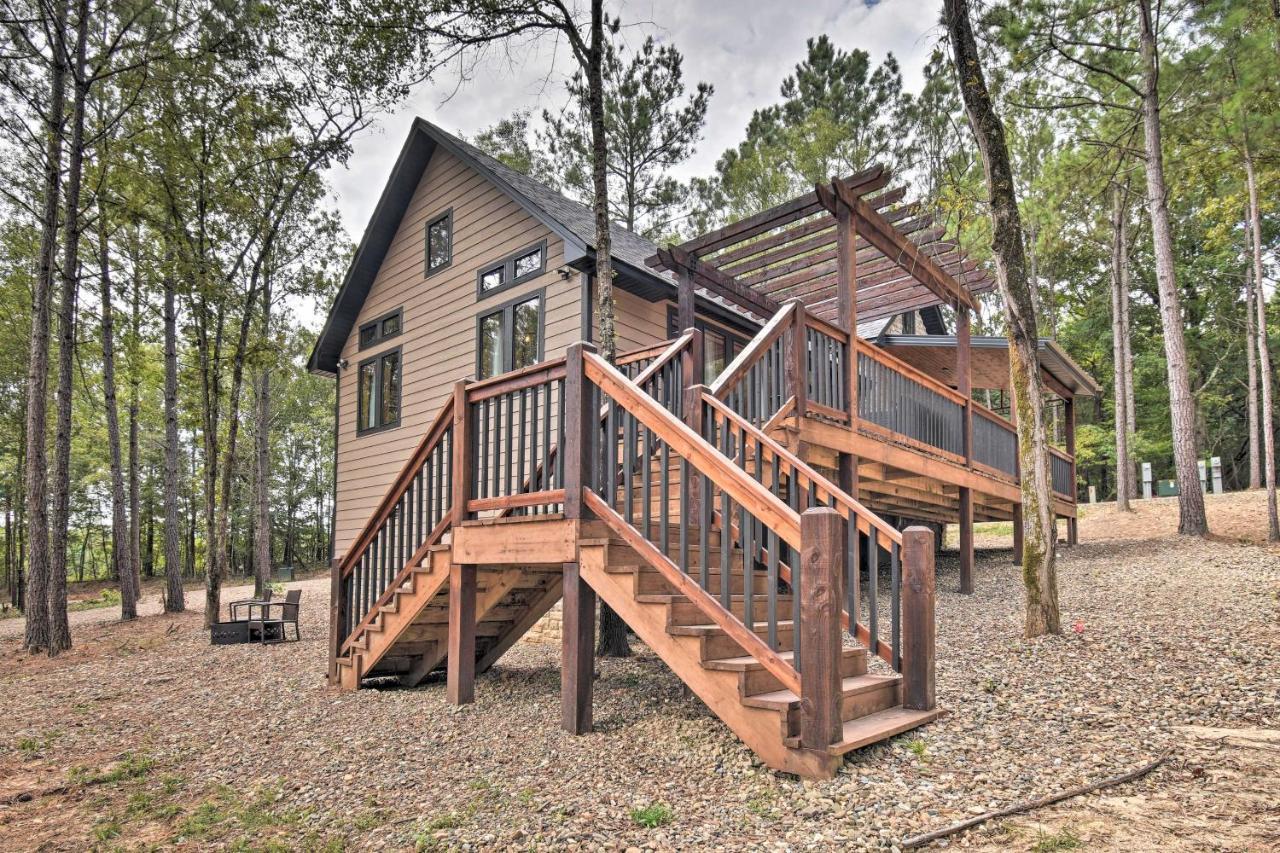 Modern Broken Bow Cabin Large Deck, Bbq And Pergola מראה חיצוני תמונה